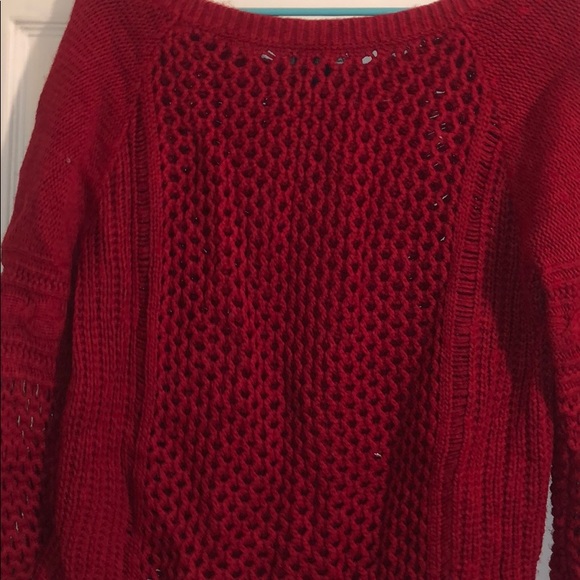 Red American Eagle sweater - Picture 3 of 3